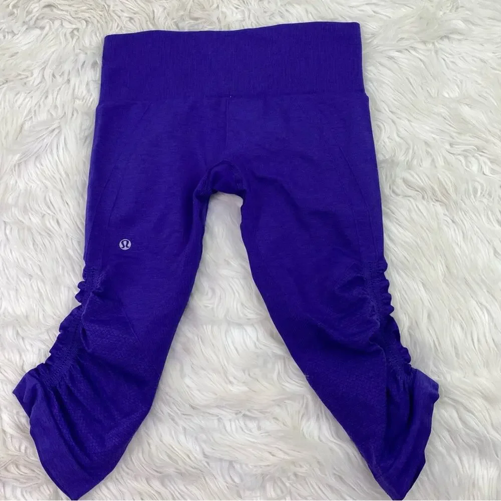 Lululemon In The Flow Crop II‎ Heathered Bruised Berry Purple Size 6 Yoga
